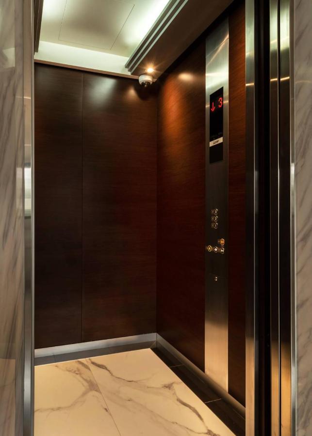 Lucky Hotel Бангкок Экстерьер фото
